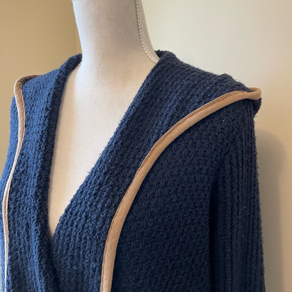 Abercrombie & Fitch Navy Patchwork Cardigan with hood - Picture 3 of 6